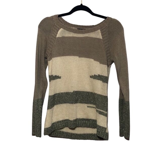 Pullover Sweater - Picture 1 of 14